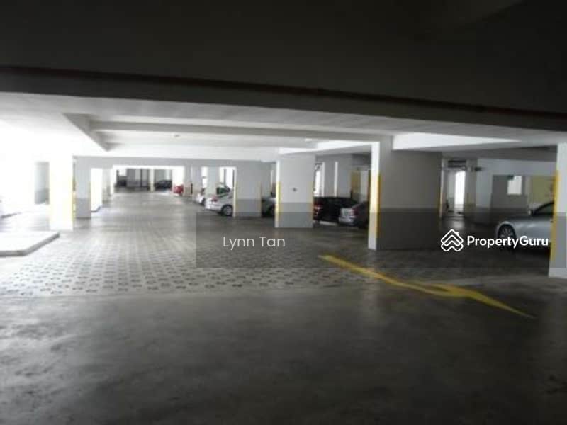 Ample carpark lots