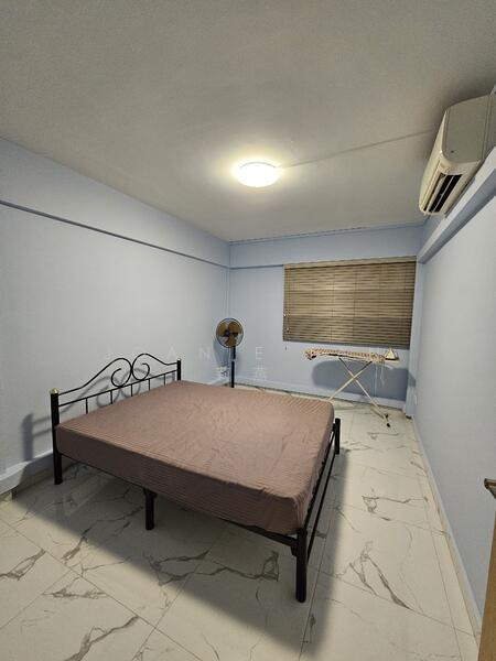 708 Hougang Avenue 2, 708 Hougang Avenue 2, Room Rental, 180 sqft, HDB Flat For Rent, by Joanie Tan 莉燕, 21121445 - PropertyGuru.com.sg