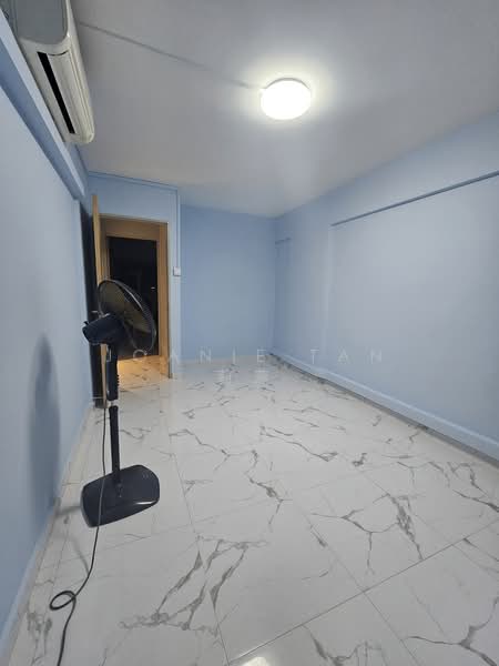 708 Hougang Avenue 2, 708 Hougang Avenue 2, Room Rental, 180 sqft, HDB Flat For Rent, by Joanie Tan 莉燕, 21121445 - PropertyGuru.com.sg