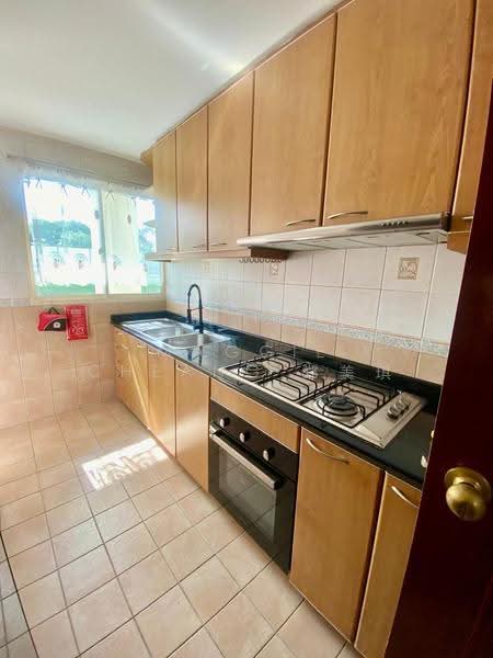 Yishun Emerald, 30 Canberra Drive, Sembawang / Yishun, 2 Bedrooms, 1,034 sqft, Condominium For Rent, by Maggie Cheang 郑美琪, 21123125 - PropertyGuru.com.sg