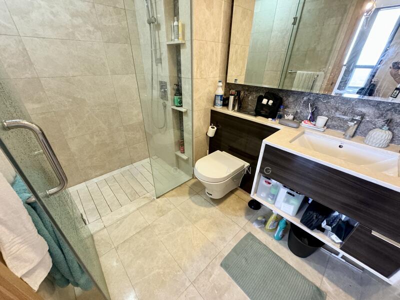 Commonwealth Towers, 230 Commonwealth Avenue, 1 Bedroom, 463 sqft, Condominium For Rent, by Jason Ang, 21124049 - Bathroom area - PropertyGuru.com.sg