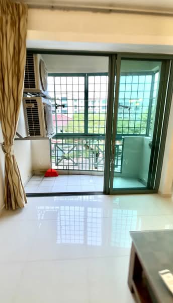 West Bay Condo, 52 West Coast Crescent, 2 Bedrooms, 873 sqft, Condominium For Rent, by Vion Tan, 21129749 - PropertyGuru.com.sg
