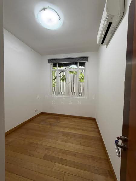 Robertson 100, 100 Robertson Quay, Orchard / River Valley, 2 Bedrooms, 1,066 sqft, Apartment For Rent, by Angeline Chan, 21130143 - Second Bedroom - PropertyGuru.com.sg