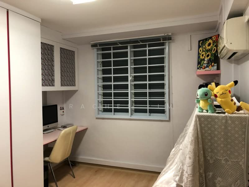 3 Ghim Moh Road, 3 Ghim Moh Road, 2 Bedrooms, 700 sqft, HDB Flat For Sale, by Rachel Lim, 21135953 - PropertyGuru.com.sg
