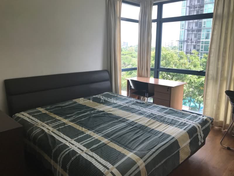 Blue Horizon, 21 West Coast Crescent, 3 Bedrooms, 1,152 sqft, Condominium For Rent, by Sean NG, 21143769 - Master Bedroom - PropertyGuru.com.sg