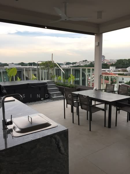 The Siena, 33 Tan Kim Cheng Road, 2 Bedrooms, 904 sqft, Apartment For Sale, by Sindric Goh, 21144660 - PropertyGuru.com.sg
