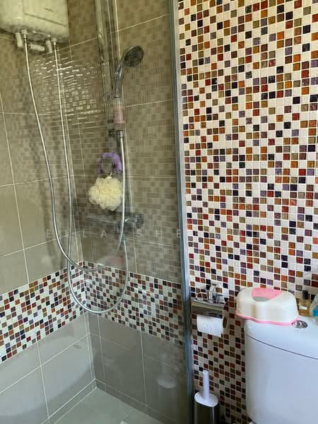 8 Eden Grove, 8 Eden Grove, 3 Bedrooms, 2,403 sqft, Apartment For Rent, by Ella Sherman, 21144763 - PropertyGuru.com.sg