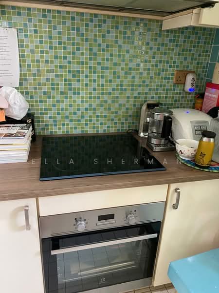 8 Eden Grove, 8 Eden Grove, 3 Bedrooms, 2,403 sqft, Apartment For Rent, by Ella Sherman, 21144763 - PropertyGuru.com.sg