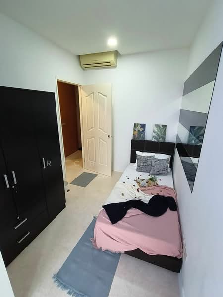 The Centris, 65 Jurong West Central 3, 5 Bedrooms, 1,066 sqft, Apartment For Rent, by Rachel Lim, 21145083 - PropertyGuru.com.sg