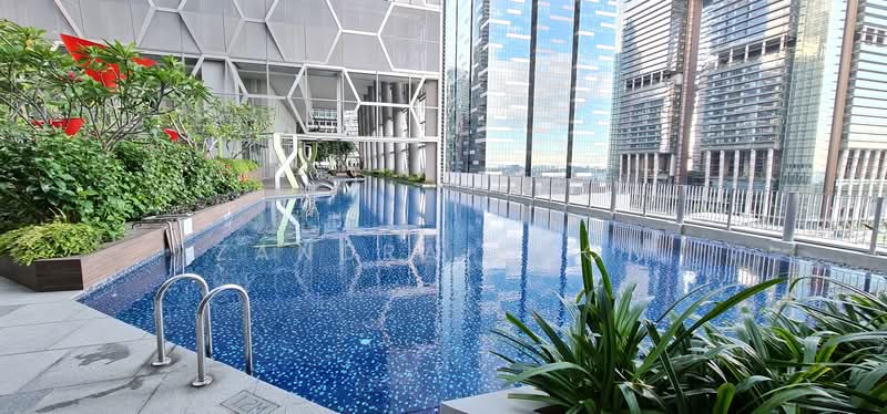 V on Shenton, 5 Shenton Way, 1 Bedroom, 743 sqft, Condominium For Rent, by Zandra Koon, 21145502 - Lap pool - PropertyGuru.com.sg