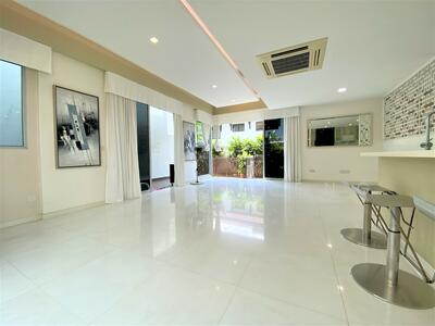 For Rent - Dunsfold Residences