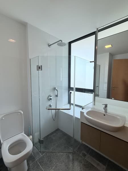 Illuminaire on Devonshire, 65 Devonshire Road, 2 Bedrooms, 721 sqft, Apartment For Rent, by Cass Kho, 21151204 - Bathroom - PropertyGuru.com.sg
