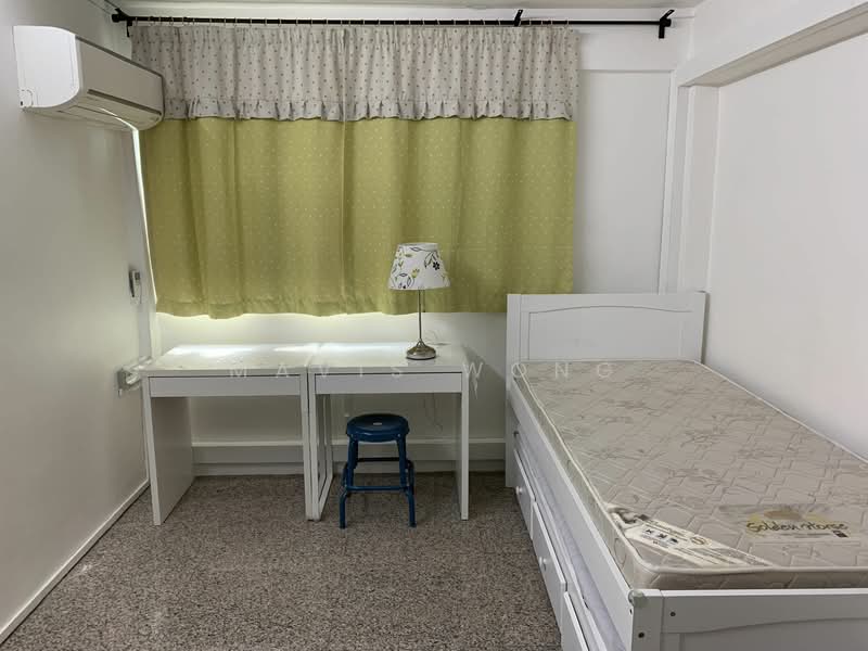 174 Lorong 1 Toa Payoh, 174 Lorong 1 Toa Payoh, 2 Bedrooms, 698 sqft, HDB Flat For Rent, by Mavis Wong, 21154819 - PropertyGuru.com.sg