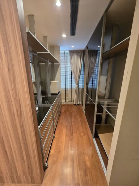 For Sale - Orchard Scotts