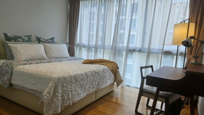 Spacious and Cosy Master Bedroom