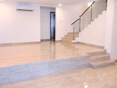 For Rent - Beautiful 3 storey Terrace House at Wajek Walk