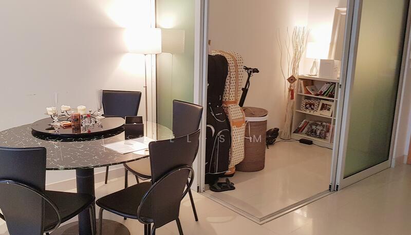 Visioncrest, 33 Oxley Rise, Orchard / River Valley, 1 Bedroom, 840 sqft, Apartment For Rent, by Jill Sim, 21178736 - Dining + Study (storage space) - PropertyGuru.com.sg