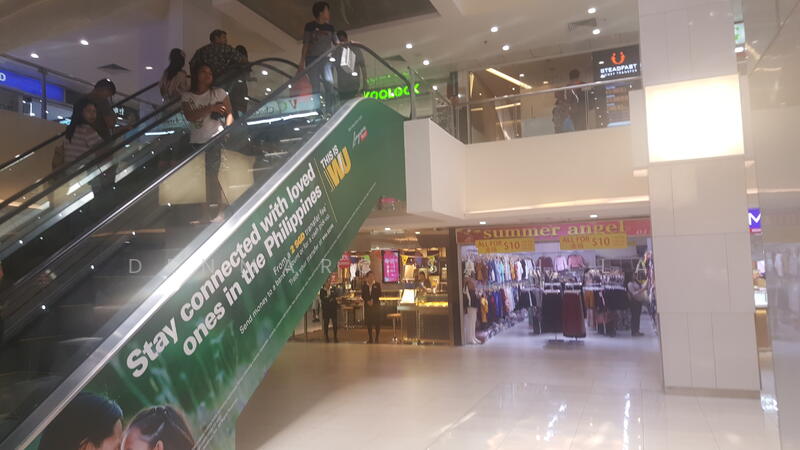 Lucky Plaza, 304 Orchard Road, 548 sqft, Mall Shop For Sale, by Denmarc Sabilla, 21178807 - CommercialGuru.com.sg