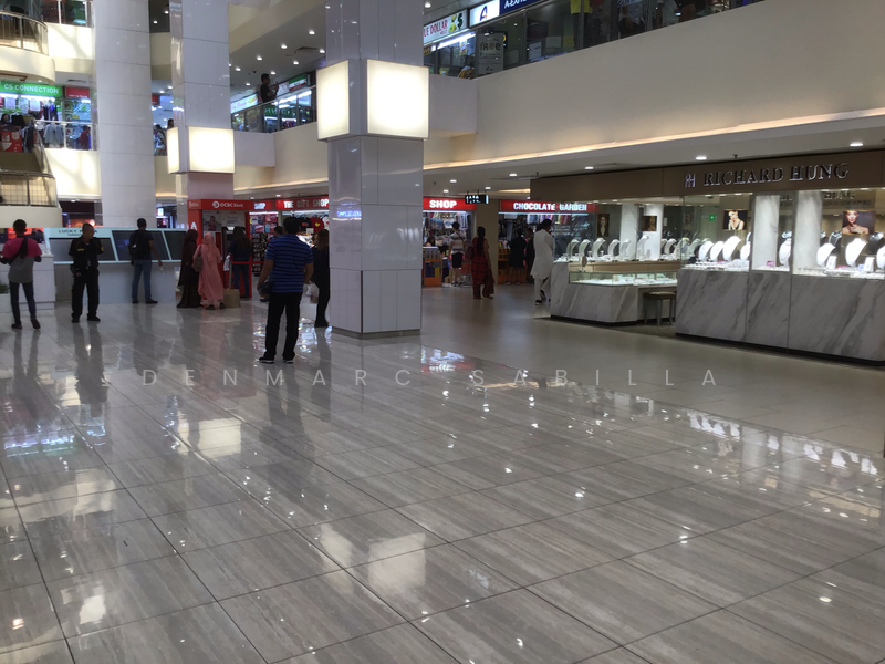 Lucky Plaza, 304 Orchard Road, 548 sqft, Mall Shop For Sale, by Denmarc Sabilla, 21178807 - CommercialGuru.com.sg