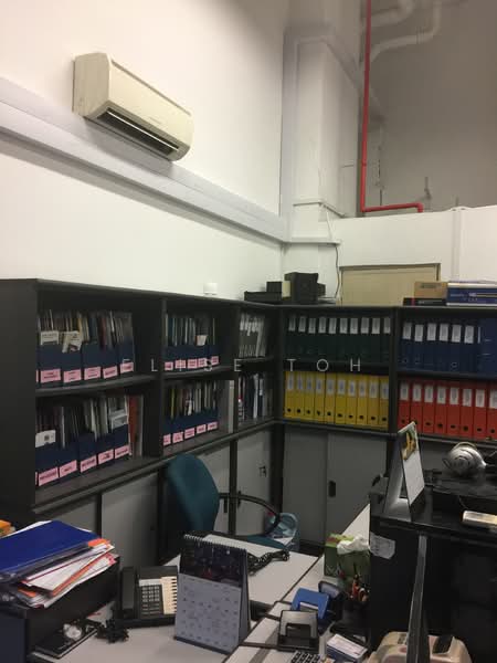 Oxley BizHub, 61 Ubi Road 1, Eunos / Geylang / Paya Lebar, 1,300 sqft, Light Industrial (B1) For Rent, by Elise Toh, 21180201 - CommercialGuru.com.sg