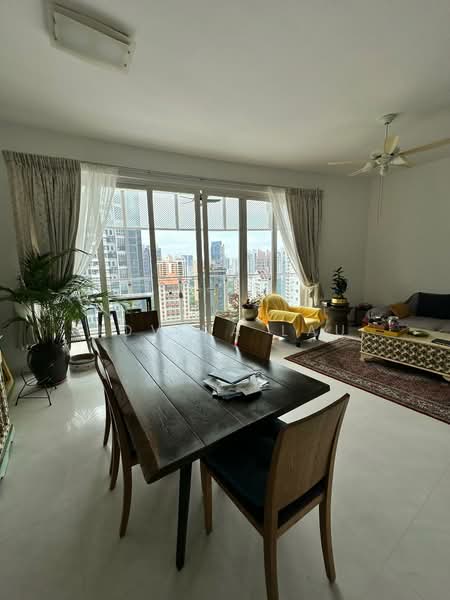 Saint Thomas Suites, 33 St Thomas Walk, Orchard / River Valley, 3 Bedrooms, 1,819 sqft, Condominium For Rent, by Jovina Lau, 21180253 - PropertyGuru.com.sg