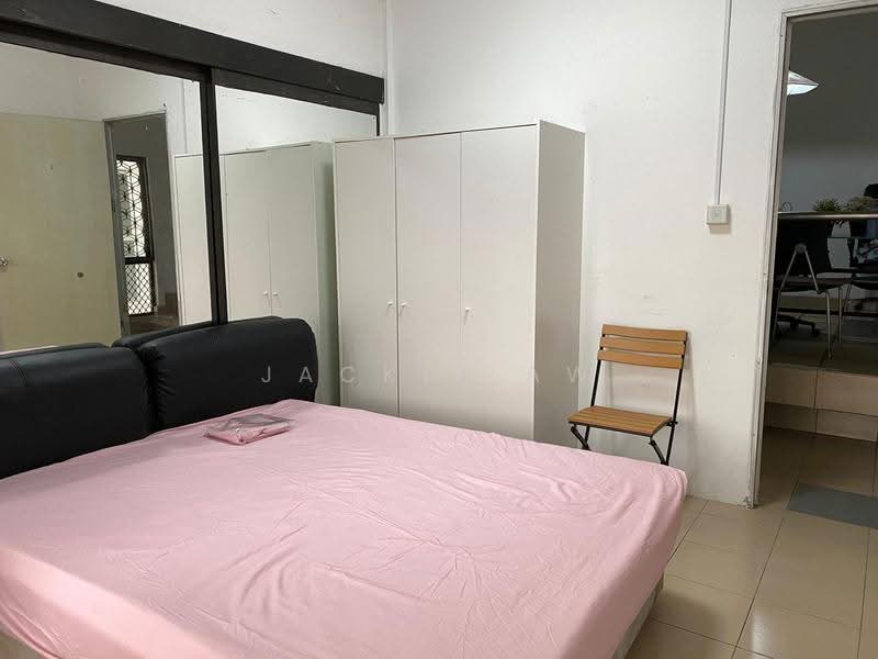 Teresa Ville, 1001 Lower Delta Road, Harbourfront / Telok Blangah, Room Rental, 150 sqft, Condominium For Rent, by Jackie Aw, 21186288 - Bedroom - PropertyGuru.com.sg
