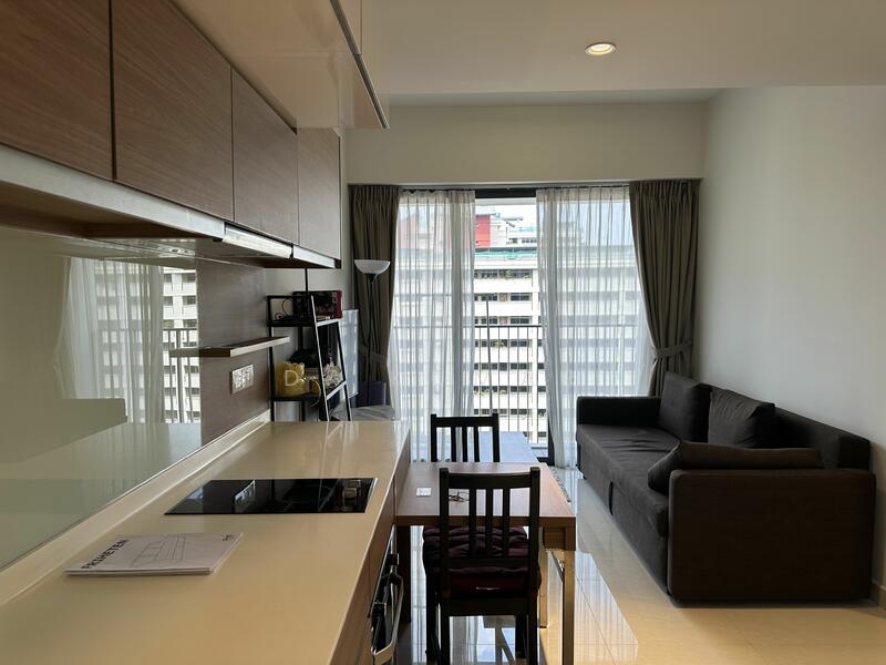 Lounge & open concept kitchen