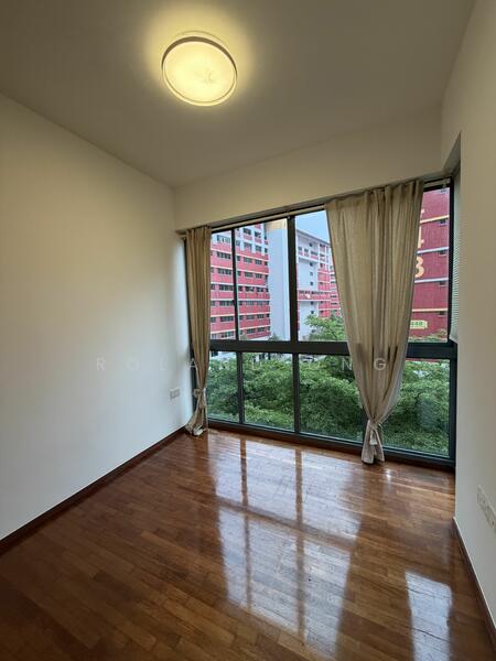 For Sale - Thomson Three