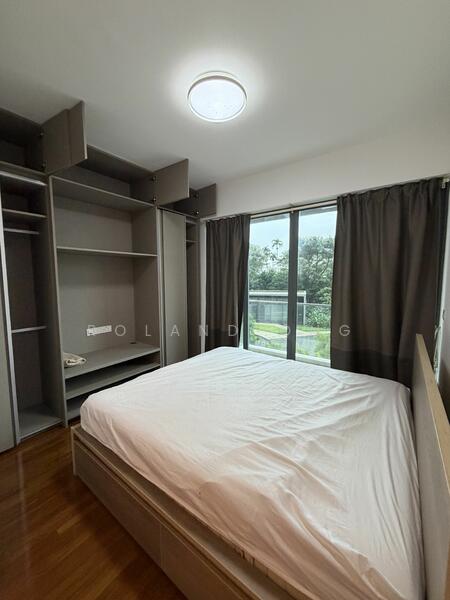 For Sale - Thomson Three