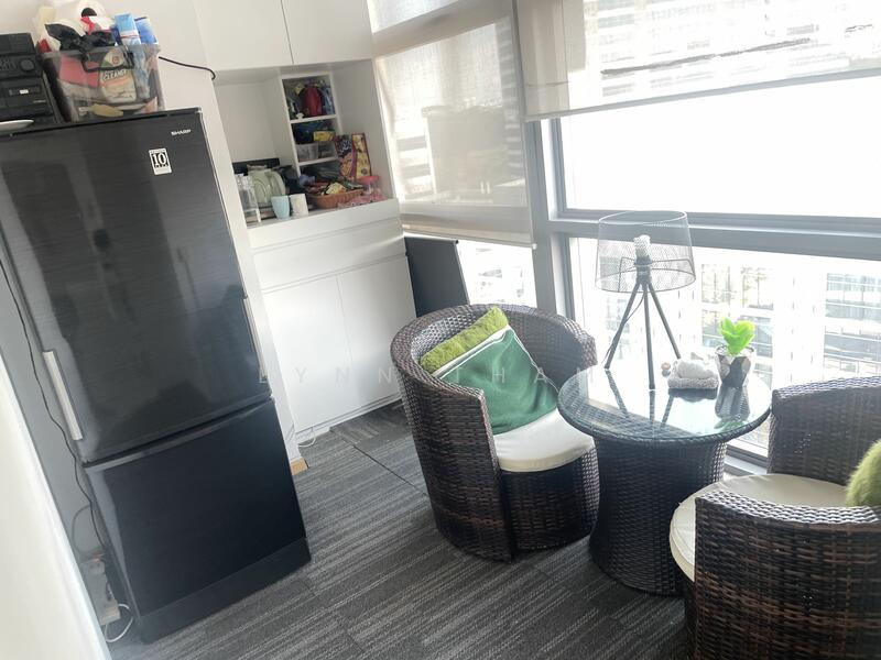 The Spire, 10 Bukit Batok Crescent, 818 sqft, Light Industrial (B1) For Sale, by Lynn Tham, 21193832 - Dry pantry - CommercialGuru.com.sg