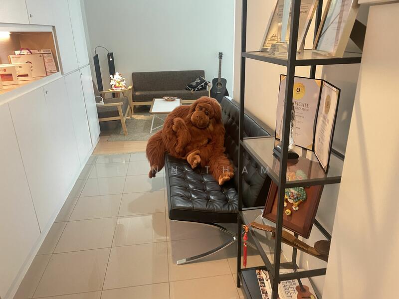 The Spire, 10 Bukit Batok Crescent, 818 sqft, Light Industrial (B1) For Sale, by Lynn Tham, 21193832 - CommercialGuru.com.sg