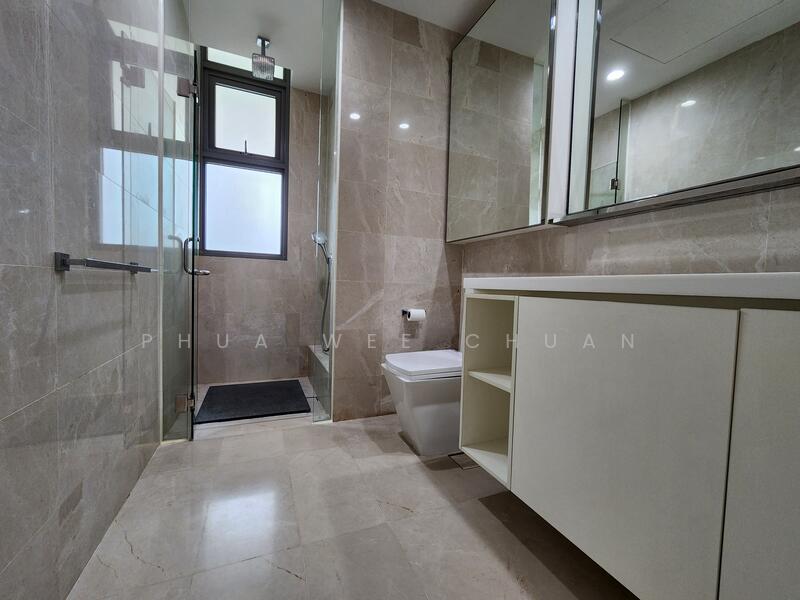 Kingsford Hillview Peak Condominium For Sale at S$ 1,600,000 | PropertyGuru Singapore