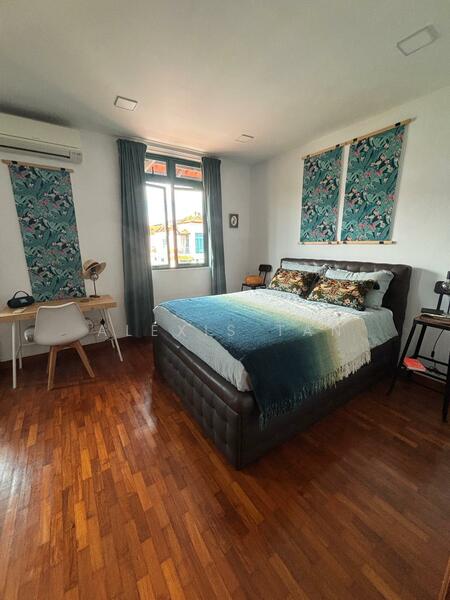 For Rent - Lakeside Grove