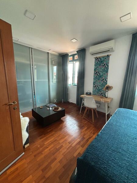 For Rent - Lakeside Grove