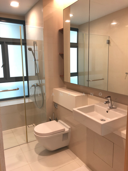 Soleil @ Sinaran, 2 Sinaran Drive, 4 Bedrooms, 1,721 sqft, Condominium For Rent, by Juliana Ang, 21203099 - PropertyGuru.com.sg