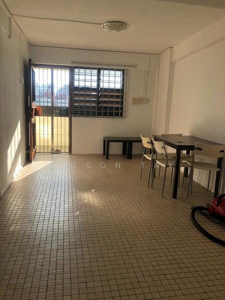 105 Henderson Crescent, 105 Henderson Crescent, Alexandra / Commonwealth, 2 Bedrooms, 699 sqft, HDB Flat For Rent, by Wilson Tay, 21204723 - PropertyGuru.com.sg