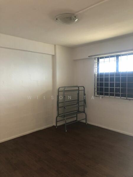 105 Henderson Crescent, 105 Henderson Crescent, Alexandra / Commonwealth, 2 Bedrooms, 699 sqft, HDB Flat For Rent, by Wilson Tay, 21204723 - PropertyGuru.com.sg