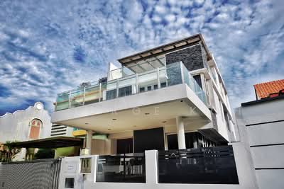 For Rent - New Condition Semi-Detached at Jalan Kelulut