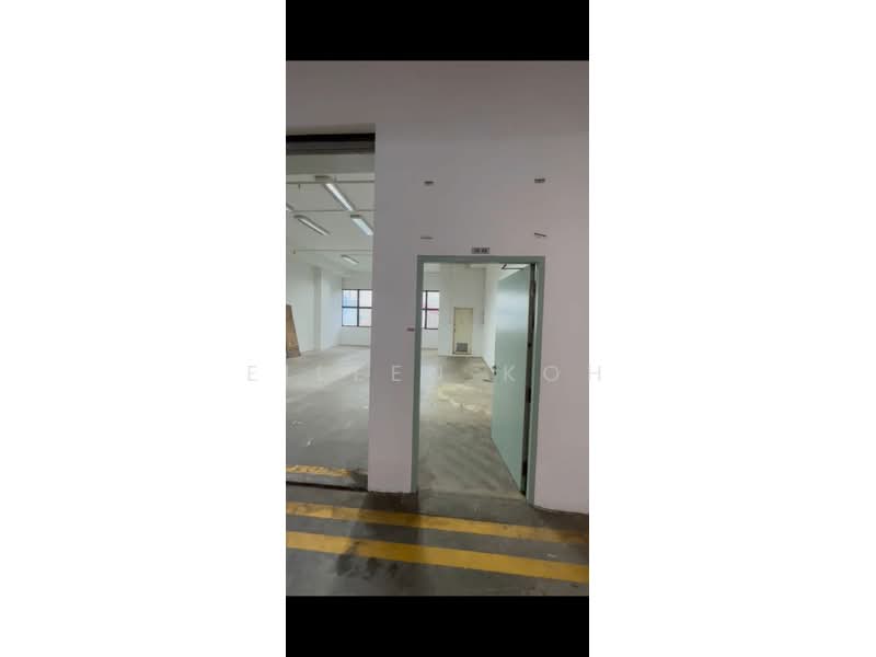 Toh Guan Centre, 21 Toh Guan Road East, Boon Lay / Jurong / Tuas, 1,056 sqft, Factory / Workshop (B2) For Rent, by Eileen Koh, 21215971 - CommercialGuru.com.sg
