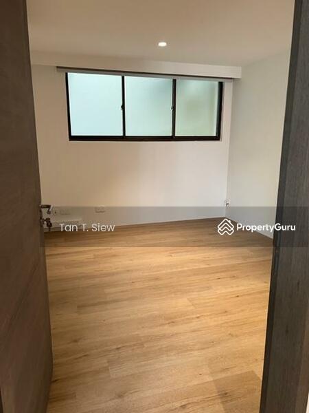 bedroom/study room