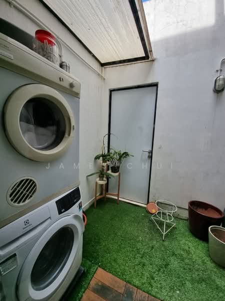 77 Seng Poh Road, 77 Seng Poh Road, 1 Bedroom, 800 sqft, HDB Flat For Rent, by James Chui, 21219464 - PropertyGuru.com.sg