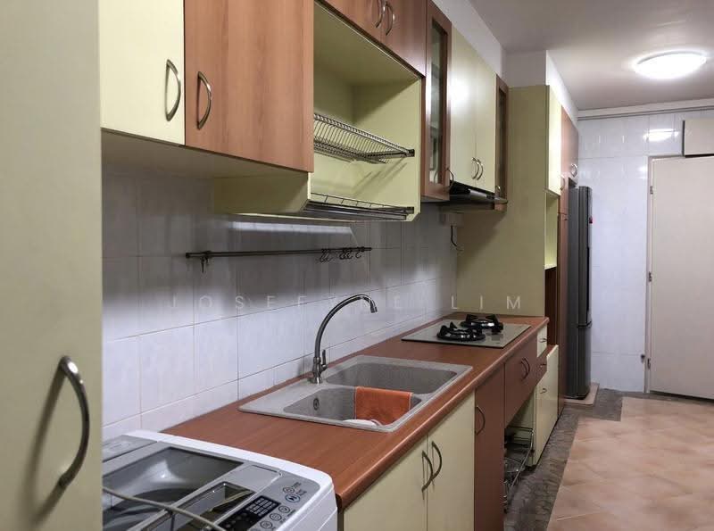 248 Compassvale Road, 248 Compassvale Road, Hougang / Punggol / Sengkang, 3 Bedrooms, 1,248 sqft, HDB Flat For Rent, by Josefyne Lim, 21221098 - Kitchen - PropertyGuru.com.sg