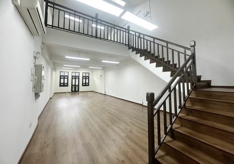⭐️Lift Access | Shophouse Office with Mezzanine for rent | Corporate Image⭐️