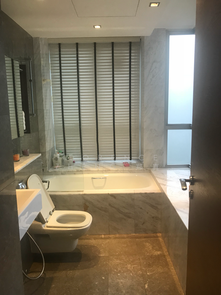 The Parc Condominium Condominium For Sale at S$ 2,700,000 | PropertyGuru Singapore