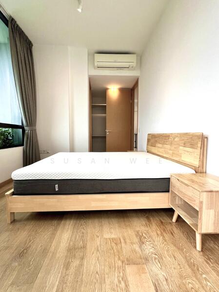 mbrm with walk in wardrobe