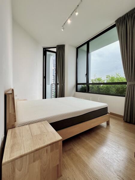 mbrm with balcony & greenery view