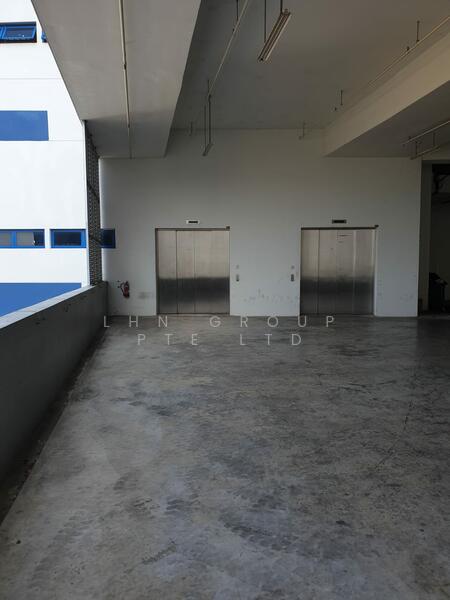 Space@Tampines, 18 Tampines Industrial Crescent, 9,478 sqft, Light Industrial (B1) For Rent, by LHN Group Pte Ltd, 21226232 - Cargo Lift - CommercialGuru.com.sg