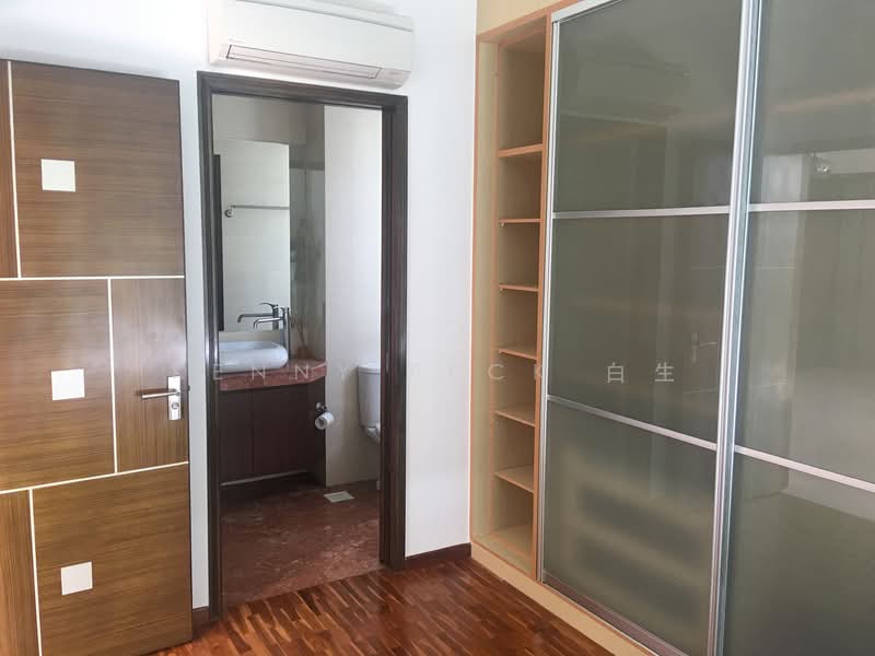 Crystal De Azure, 18 How Sun Close, 2 Bedrooms, 947 sqft, Apartment For Rent, by Kenny Peck 有益, 21226311 - PropertyGuru.com.sg