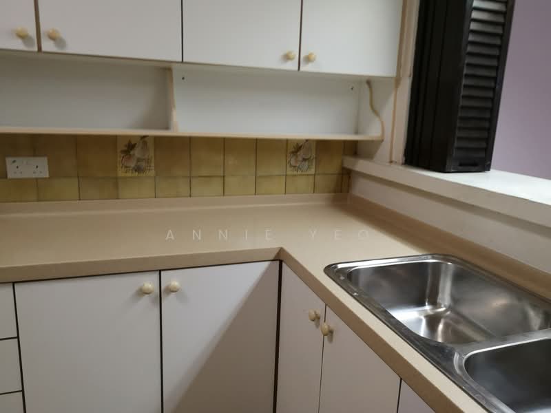 Ridgewood Condominium, 3 Ridgewood Close, 5 Bedrooms, 1,650 sqft, Condominium For Rent, by Annie Yeo, 21227435 - PropertyGuru.com.sg