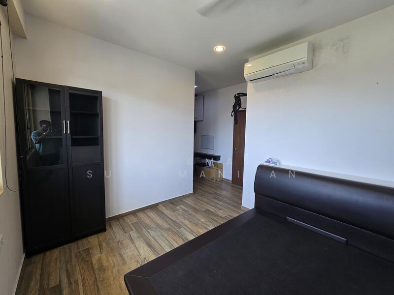 For Rent - Eastellar